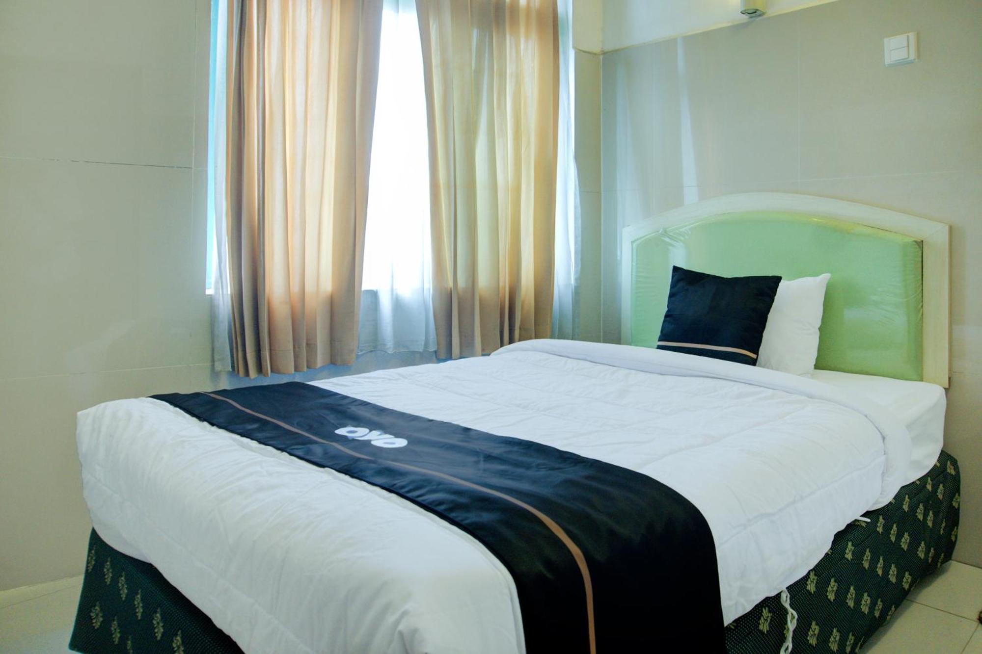 Townhouse Oak Palembang Near Jembatan Ampera Formerly Azzura Hotel Екстериор снимка