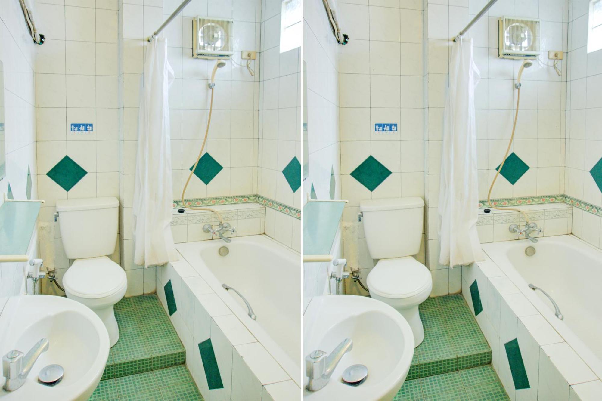 Townhouse Oak Palembang Near Jembatan Ampera Formerly Azzura Hotel Екстериор снимка